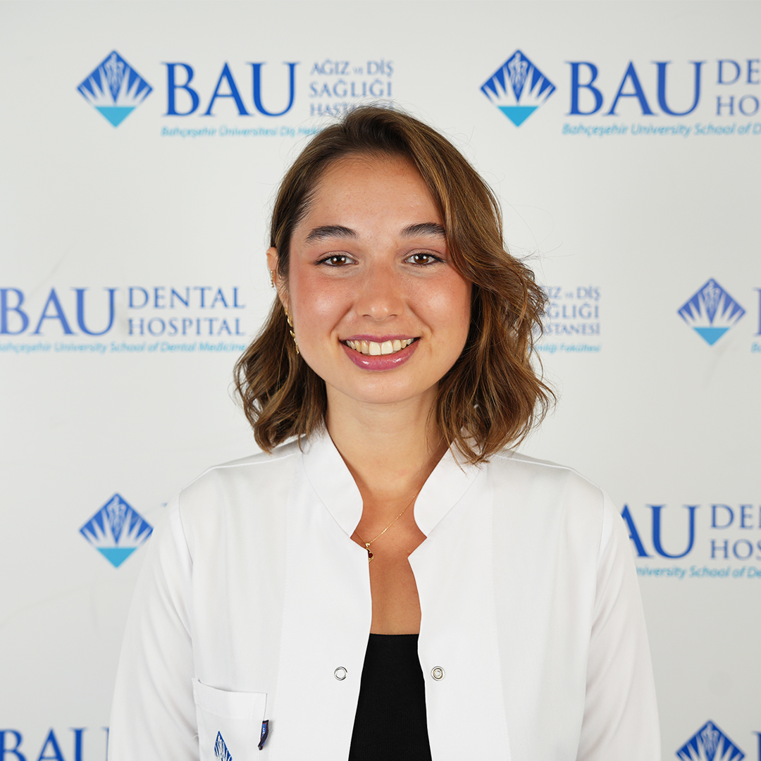 Dt. İrem Zeynep Güney